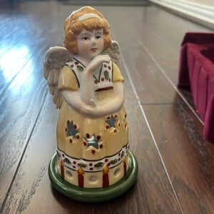 Villeroy & Boch Ceramic 'Inspiring Angel' Tea Light Figurine, Festive Decolight
